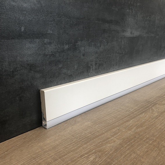 Neuhofer Licht Sockelleiste "Canelli" MDF 16 x 85 x 2400 mm Weiß LED Fußleiste