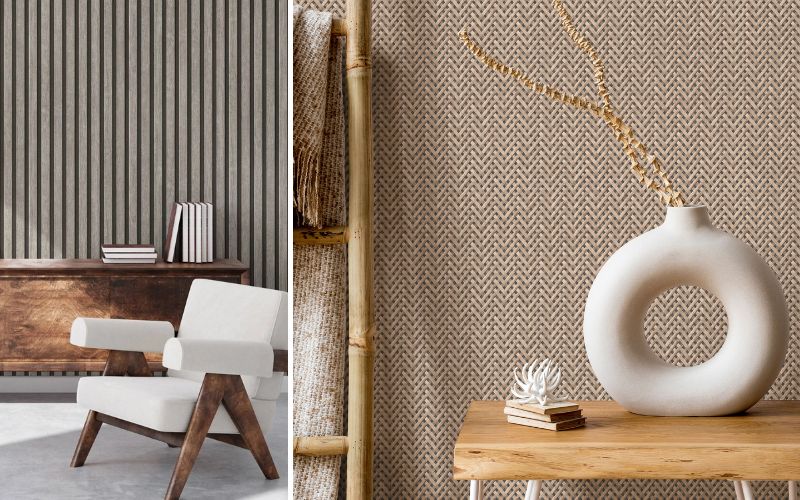 Holztapeten für natürliches Wohnambiente: links eine Tapete in Holzlatten-Optik hinter Sessel und Kommode, rechts eine beigefarbene Holztapete mit feinem Muster hinter Dekotisch und Vase