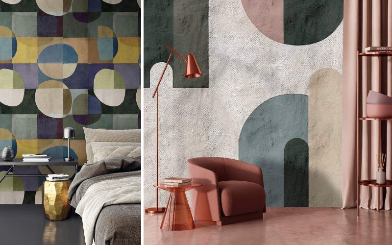 Kunst Gemälde Fototapeten: links eine farbenfrohe Wandtapete mit geometrischen Kreisen und Quadraten im Schlafzimmer, rechts eine abstrakte Fototapete mit großen Formen in gedeckten Farben im modernen Wohnzimmer