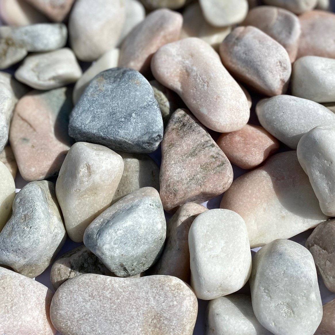 Flamingo Kies 20 - 40 mm Zierkies Getrommelt Roas Grau Weiß Marmor Naturstein GSH