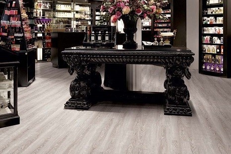 vinylboden_weiss_bodenbelag_weissvinyl