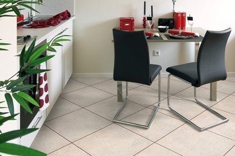 vinylbelag_Fliesenoptik_vinylboden_hochwertig