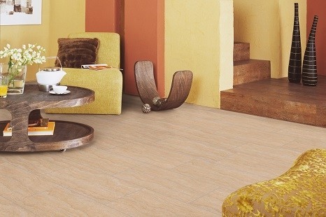 bodenbelag_hellbraun_vinylboden_hell